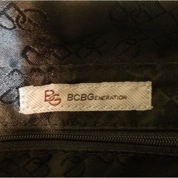 BCBG Generation Clutch Bag Faux Snake Reptile Print Handbag Purse Clutch - EUC - Picture 5 of 8